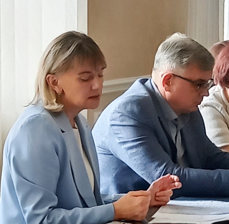 Доповідає Галина Гаврищак